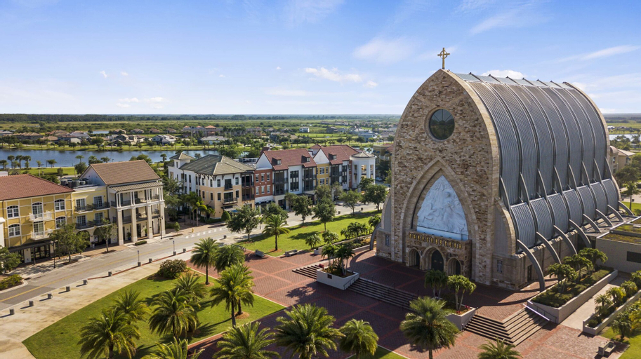 Condos by Ave Maria Rentals, Collier