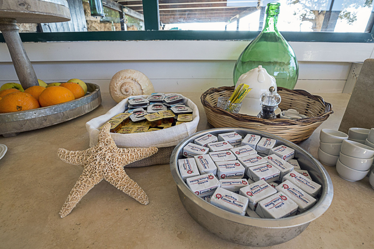 Food & Drinks 5, Albergo I Dammusi Di Borgo Cala Creta, Agrigento