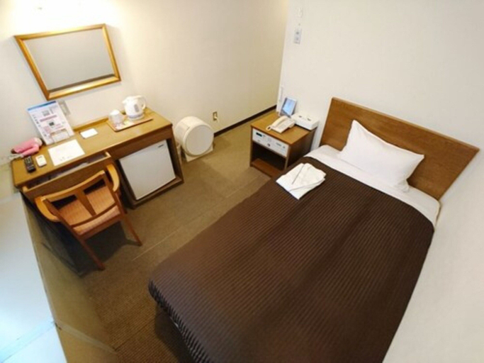 Bedroom 3, Sky Heart Hotel Hakata, Fukuoka