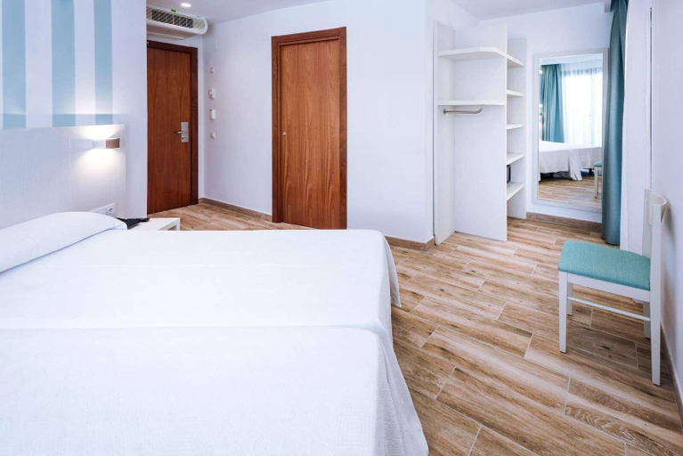 Bedroom 3, Hotel Mercè, Barcelona