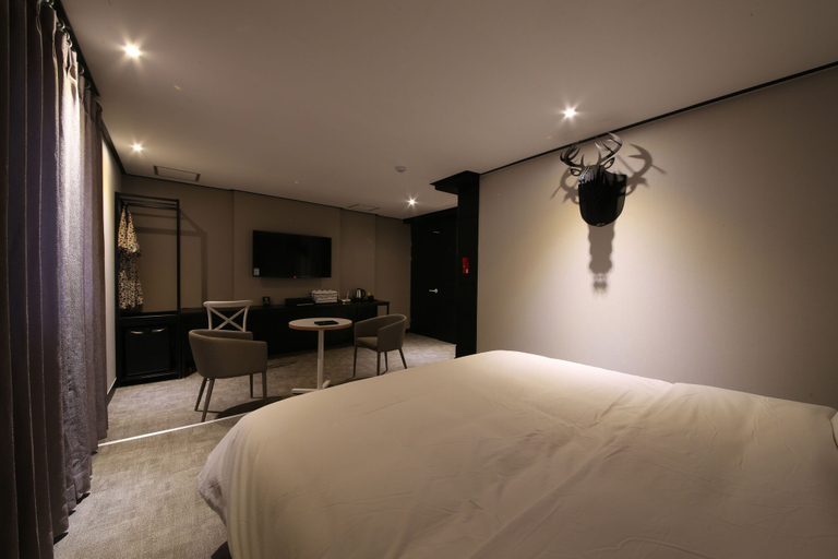 Bedroom 3, Gupo Station Almond Hotel, Gangseo