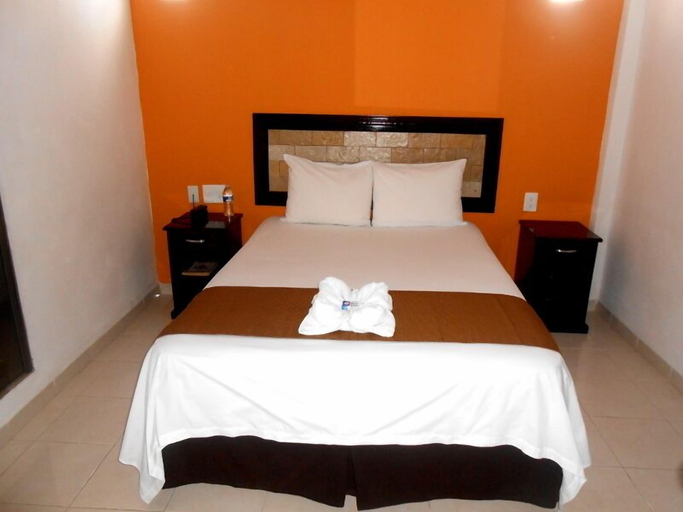 Bedroom 3, John David, Palenque