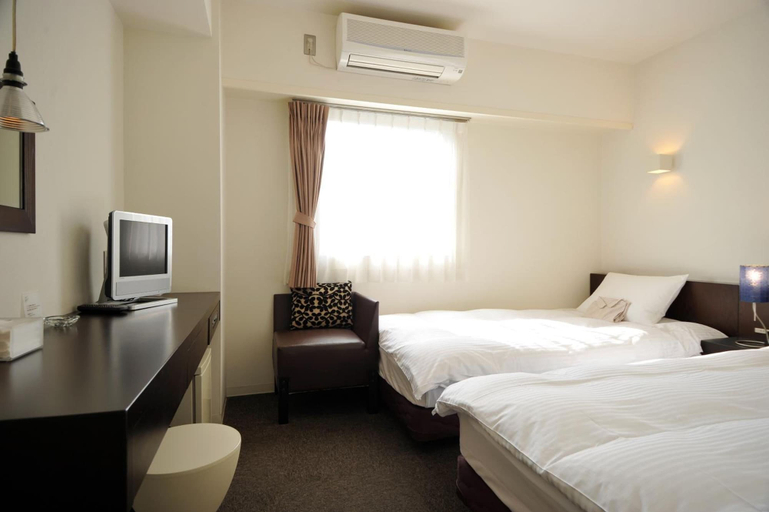 Bedroom 4, 7 Days Hotel Plus, Kōchi