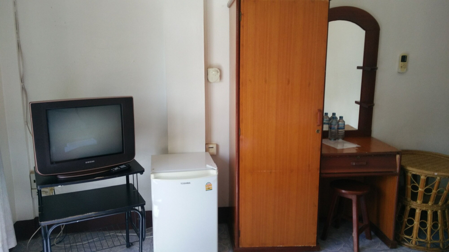 Others 5, Chanthasom Guesthouse, Vientiane