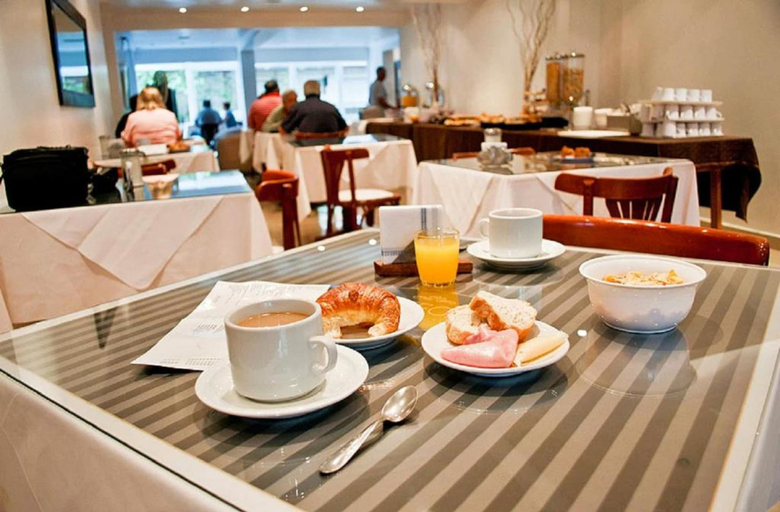 Food & Drinks 5, Hotel Ortegal, General Pueyrredón