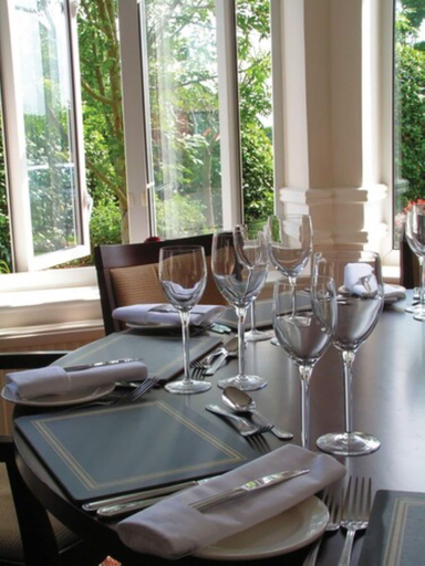 Food & Drinks 4, The Hickstead Hotel, West Sussex