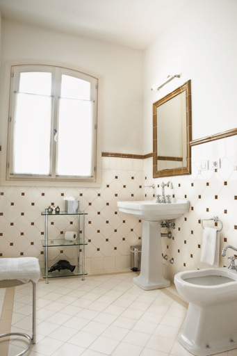 Bathroom 5, Relais Villa Valfiore, Bologna
