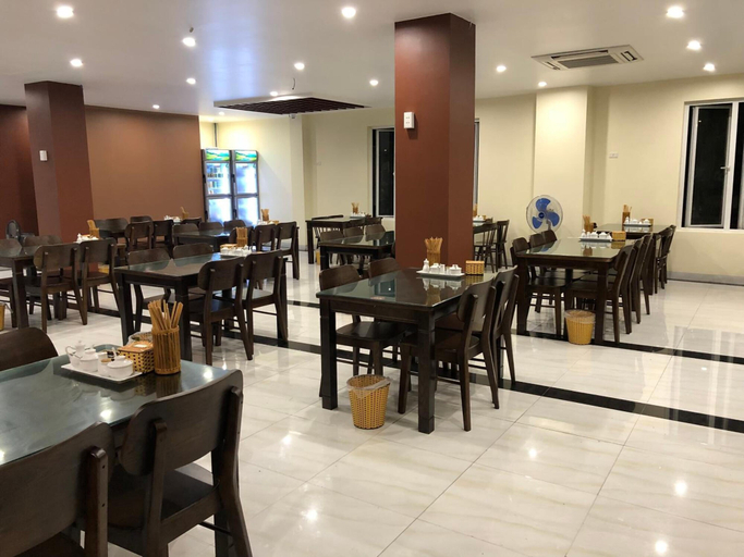 Food & Drinks 4, Dragon Airport Hotel , Sóc Sơn