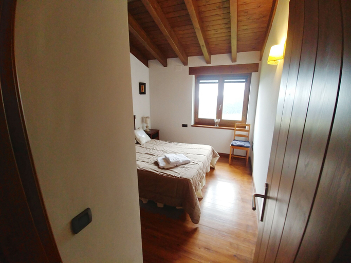 Bedroom 3, Casa Campelles I, Girona