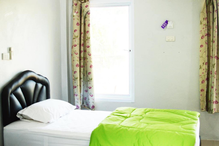 Bedroom 4, Happy House Resort, Tha Chang