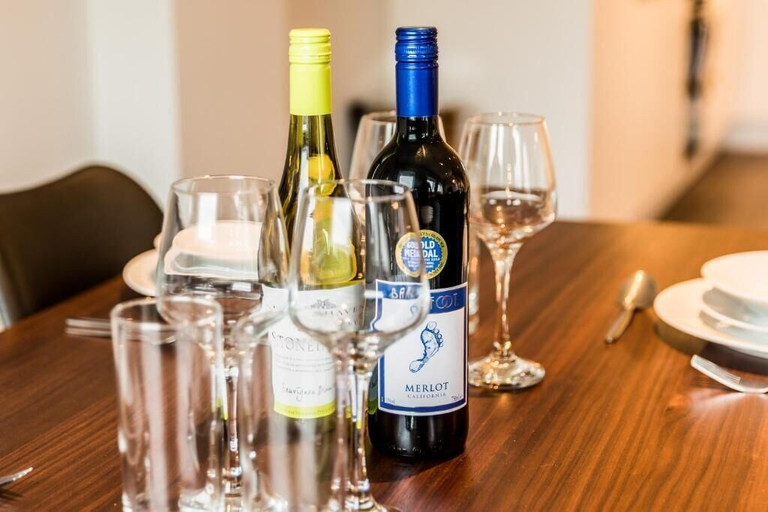 Food & Drinks 5, Suite Life Serviced Apartments, Swindon