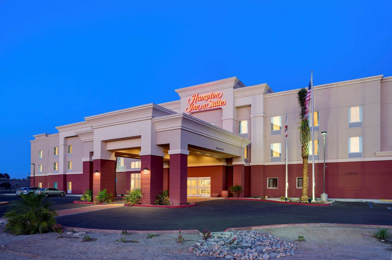Exterior & Views 2, Hampton Inn & Suites Blythe, Riverside
