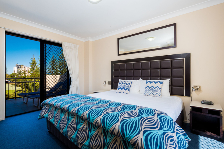 Bedroom 4, Island Beach Resort, Gold Coast