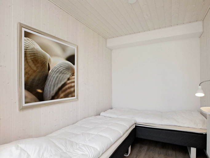 Bedroom 2, Holiday Home in Wendtorf, Plön