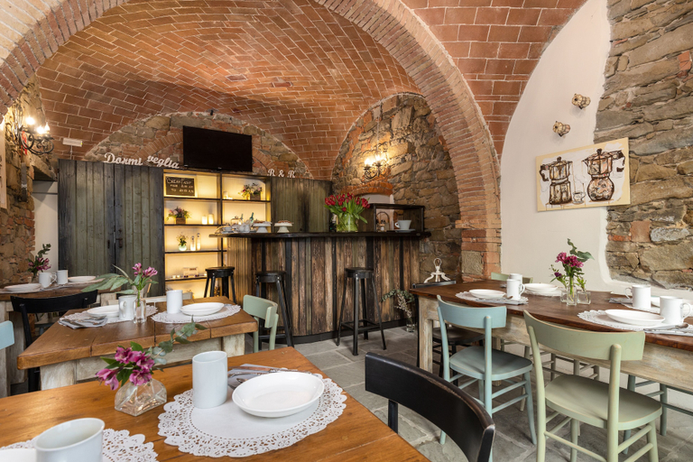 Food & Drinks 5, DormiVeglia B&B, Arezzo