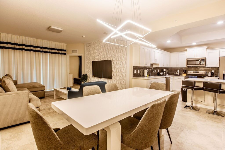 Food & Drinks 5, Storey Lake 3 Bedroom Apartment, Osceola