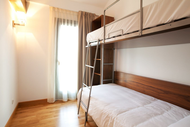 Bedroom 4, Apparthôtel et SPA Cerdanya, Pyrénées-Orientales