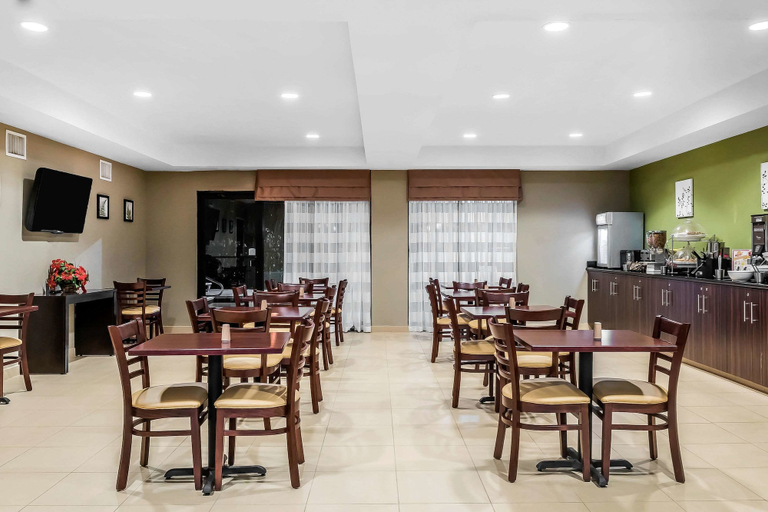 Food & Drinks 5, Sleep Inn & Suites Dothan North, Houston