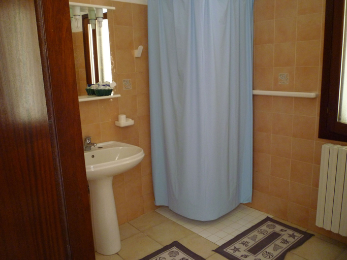 Bathroom 4, Hotel L'Ancora, Olbia-Tempio