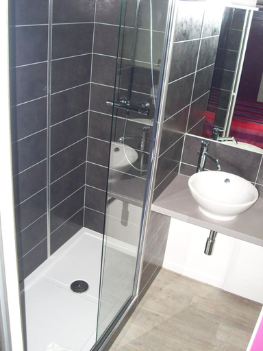 Bathroom 4, Hotel du Parc de la Colombière, Côte-d'Or