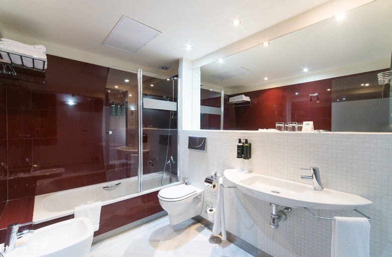Bathroom 4, Hotel Palacio Marqués de Arizón, Cádiz