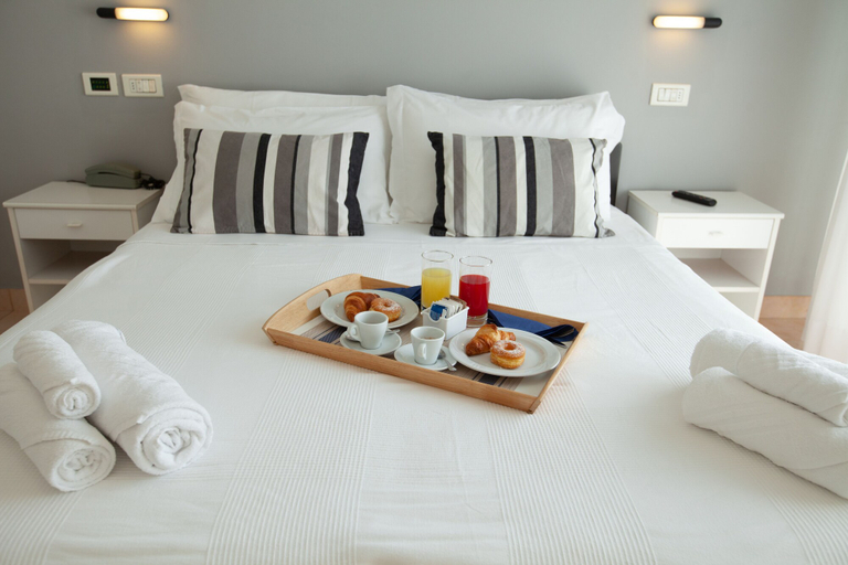 Bedroom 3, Hotel Maestri, Rimini