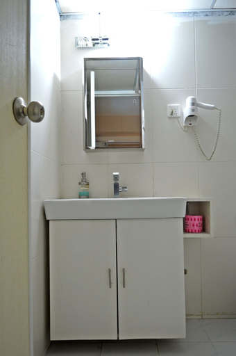 Bathroom 4, Milina, Dhaka