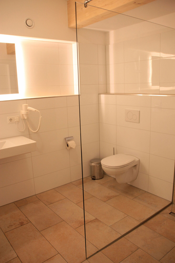Bathroom 5, Hotel Schwabenwirt, Berchtesgadener Land