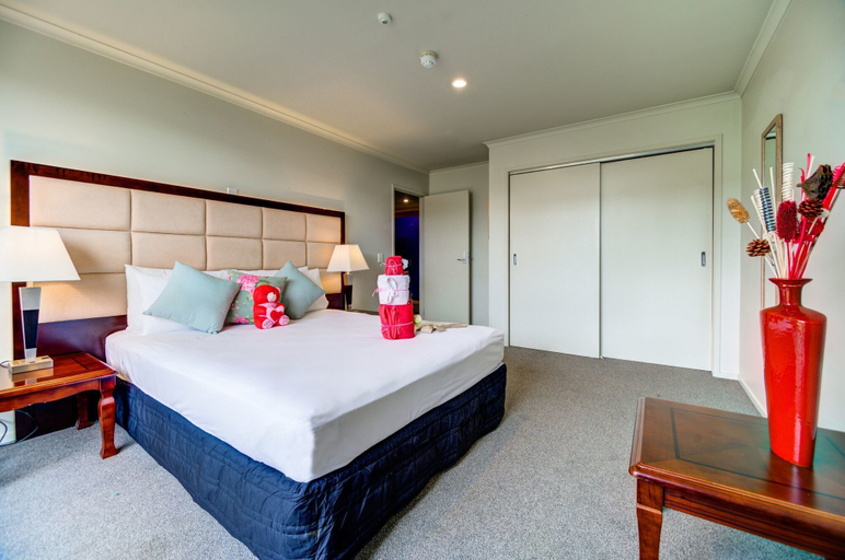 Bedroom 4, Silver Fern Lodge, Taupo