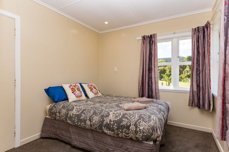 Bedroom 2, Waitangi Beach Bach 30A, Far North