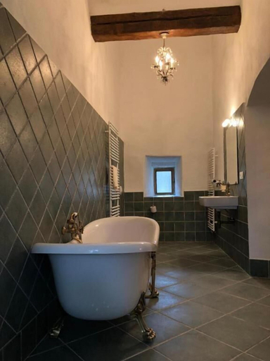 Bathroom 3, Chateau Goldenstein, Šumperk