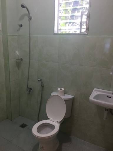Bathroom 3, Susada's Inn, Oslob