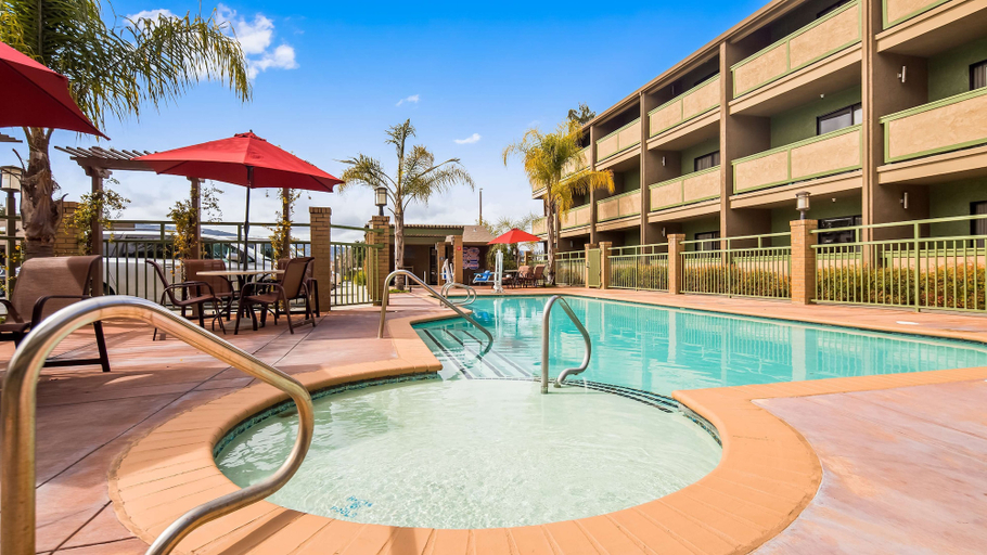 Sport & Beauty 2, Best Western Plus Forest Park Inn, Santa Clara