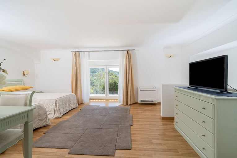 Bedroom 3, Villa Ceselle, Napoli
