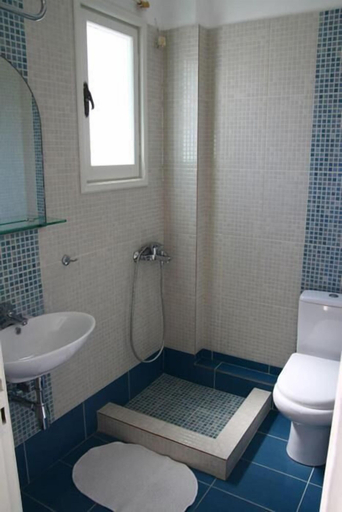 Bathroom 5, Hotel Minoa, South Aegean