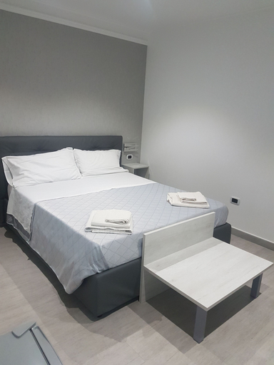 Bedroom 4, Alba De Mar, Cosenza
