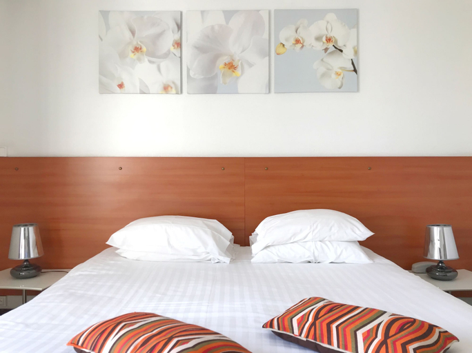 Bedroom 12