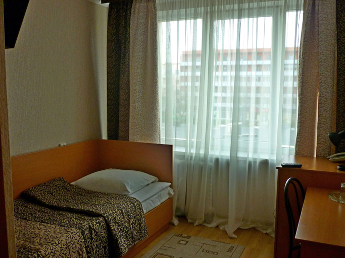 Bedroom 2, Hotel Belarus Brest, Brest