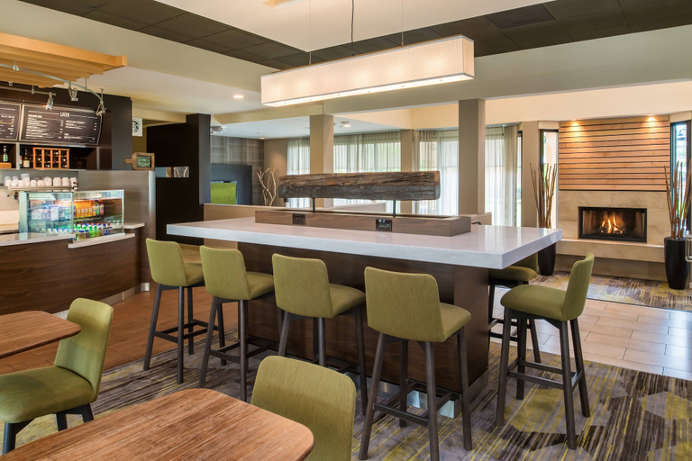 Food & Drinks 5, Courtyard by Marriott Seattle Southcenter, Tukwila
