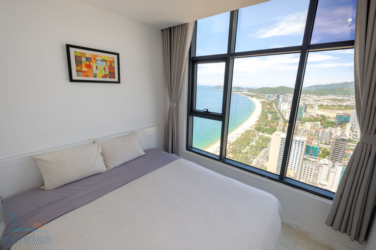 Sunrise Ocean View Apartment, Nha Trang