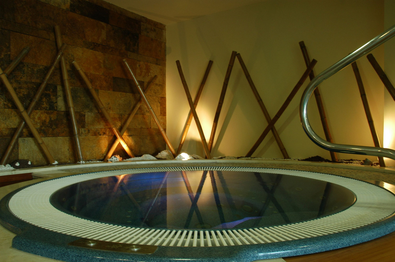 Sport & Beauty 2, Hotel Hospes Palacio de Arenales & Spa, Cáceres