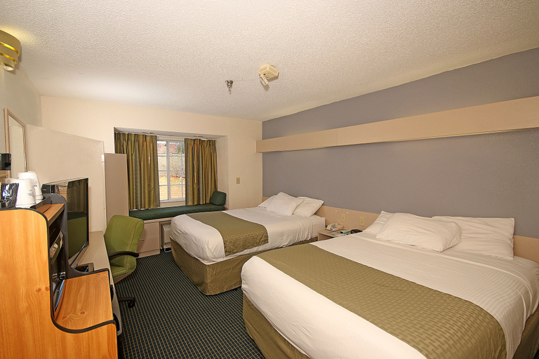 Bedroom 3, Microtel Inn & Suites by Wyndham Statesville, Iredell