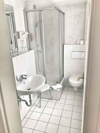 Bathroom 3, Alpina Lodge Hotel Oberwiesenthal, Erzgebirgskreis