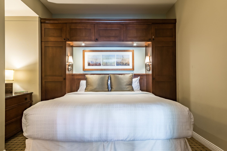 Bedroom 3, Chateau Beauvallon, Les Laurentides