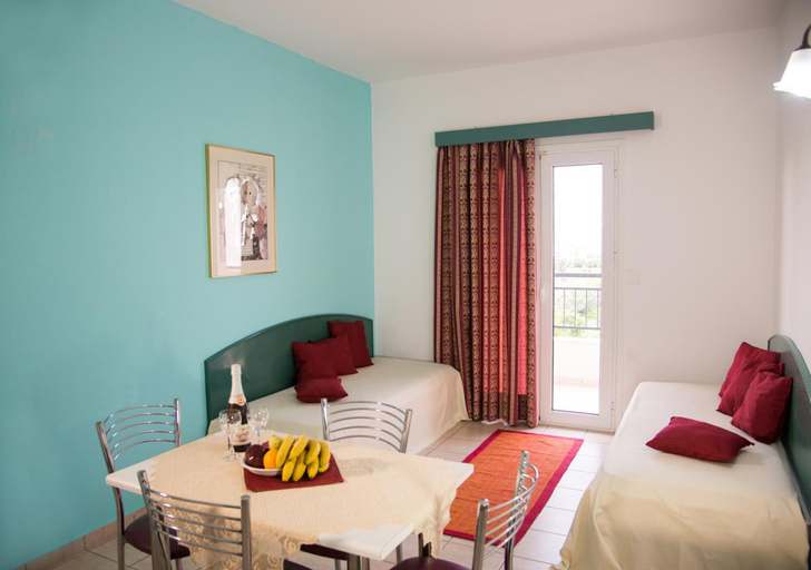 Bedroom 4, Theoni Apartments, Crete