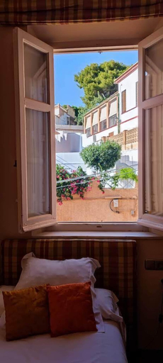 Others 5, Casa Monte Victoria, Málaga