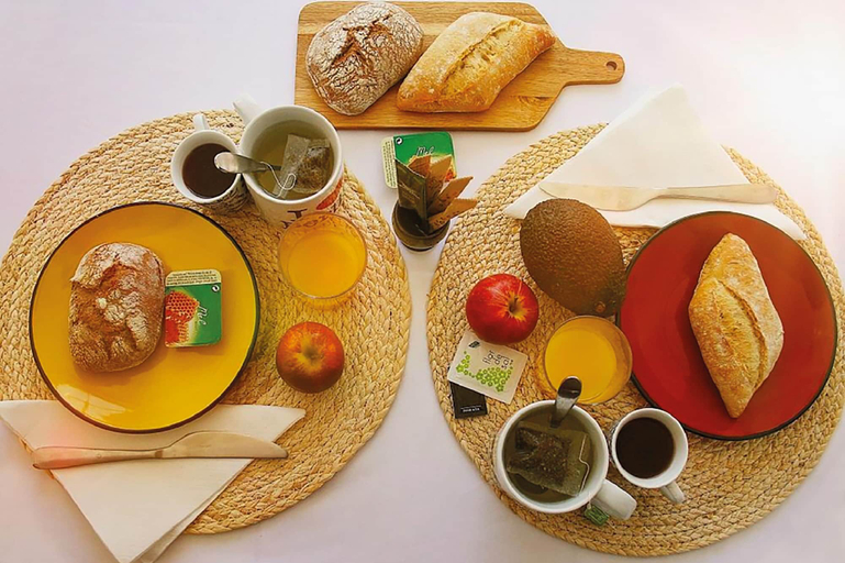 Food & Drinks, Private House Only For You 145 - 8min historic Center, Vila Nova de Gaia