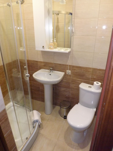 Bathroom 4, Korona, Kamensk-Shakhtinskiy