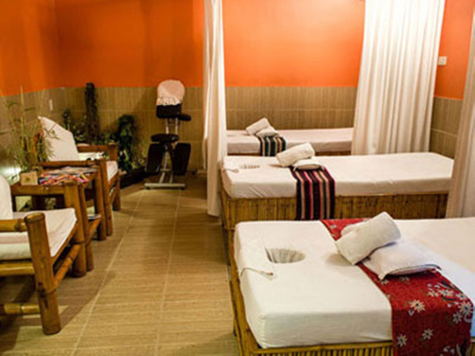 Bedroom 4, Matabungkay Beach Hotel, Lian