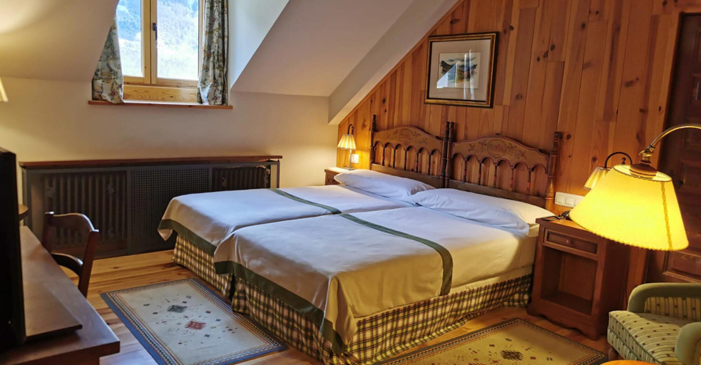 Bedroom 3, Parador De Bielsa, Huesca